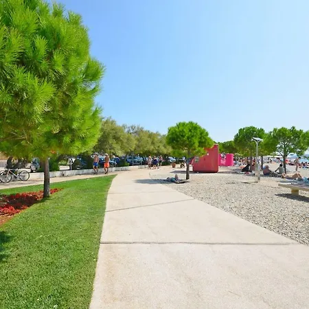 Canada Dream Vacation Appartamento Srima