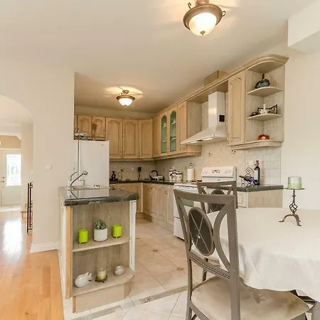 Canada Dream Vacation Appartamento Srima